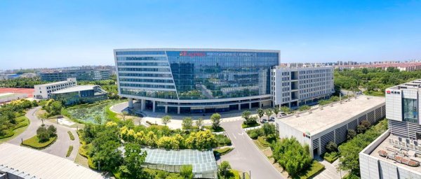 鑫耀证券 “新区外贸何以逆势增长”系列报道丨跨境电商激活外贸新动能