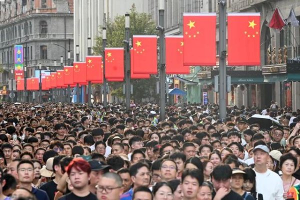 658金融网 上海外滩4天涌入200多万人，西岸每天15万人……返程高峰今起杀到，“大聪明”又上热搜