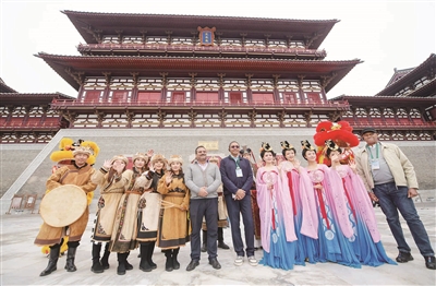 富灯网  触摸千年古都根脉 感受城市发展脉动